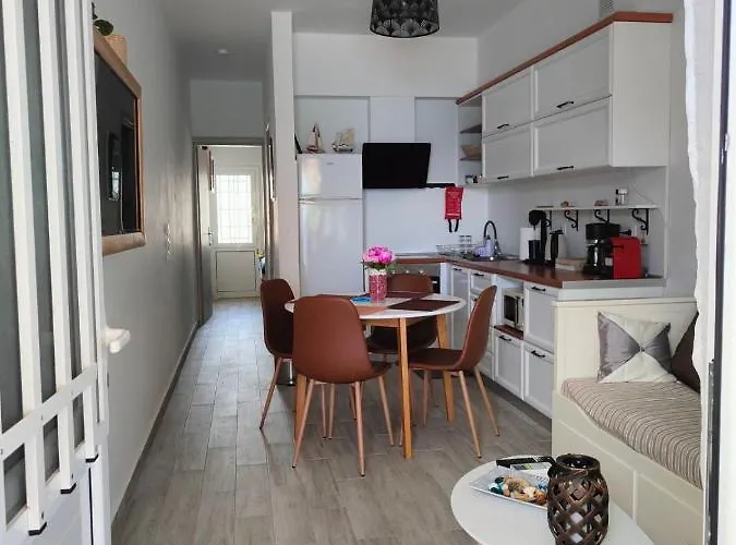 Апартаменты Sea Sound Хараки